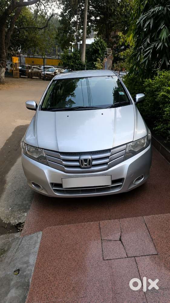 Honda City V At 2011