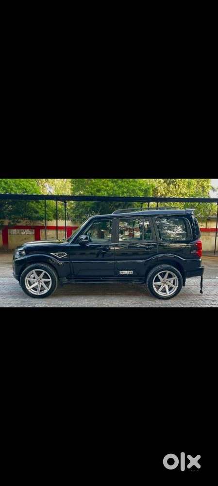 Mahindra Scorpio Classic 2.2 S 11 Mt 7 Str, 2020, Diesel