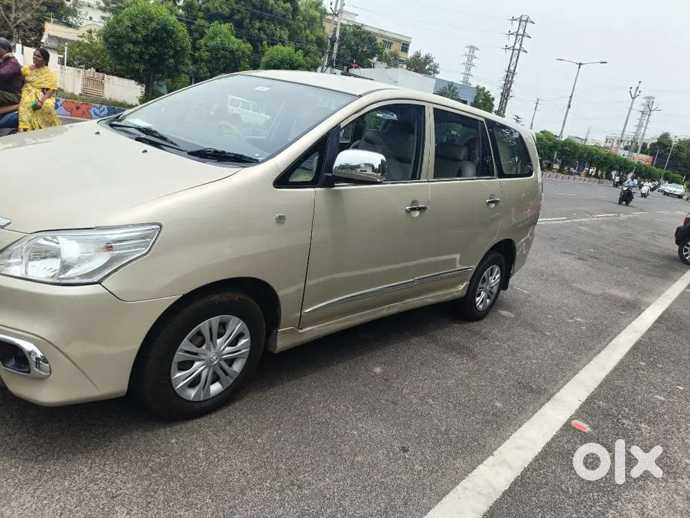 Toyota Innova 2016 Diesel Well Maintained