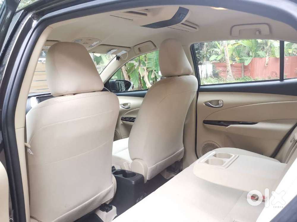 2021 Toyota Yaris 35000km Driven.