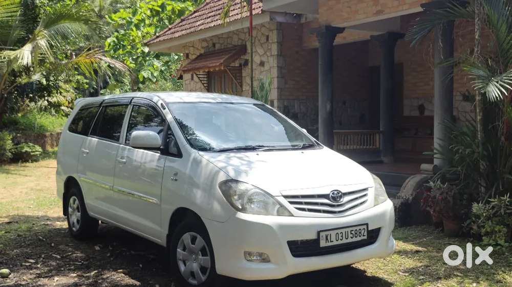 Toyota Innova 2.5 G 2011