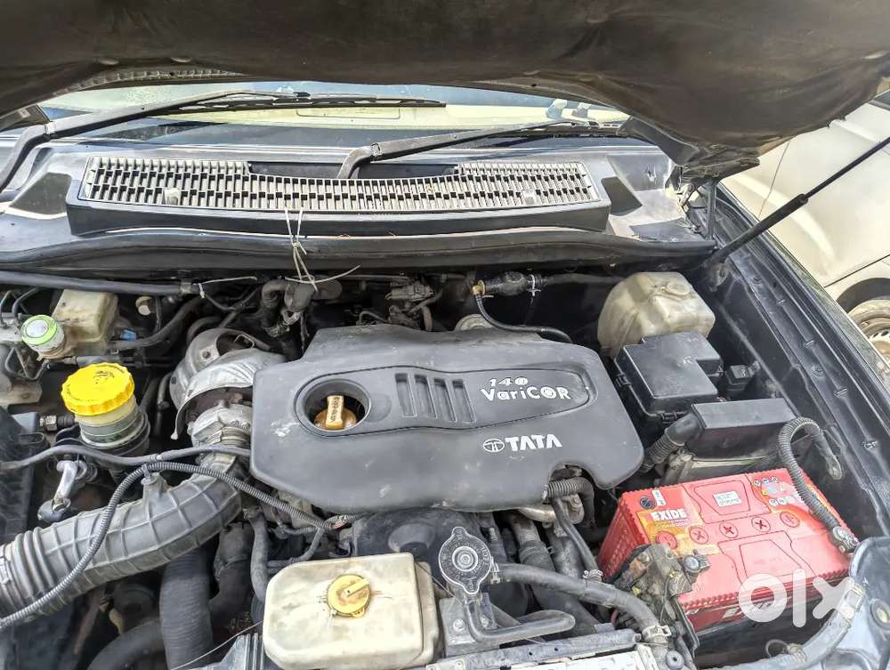Tata Safari Storme 2014