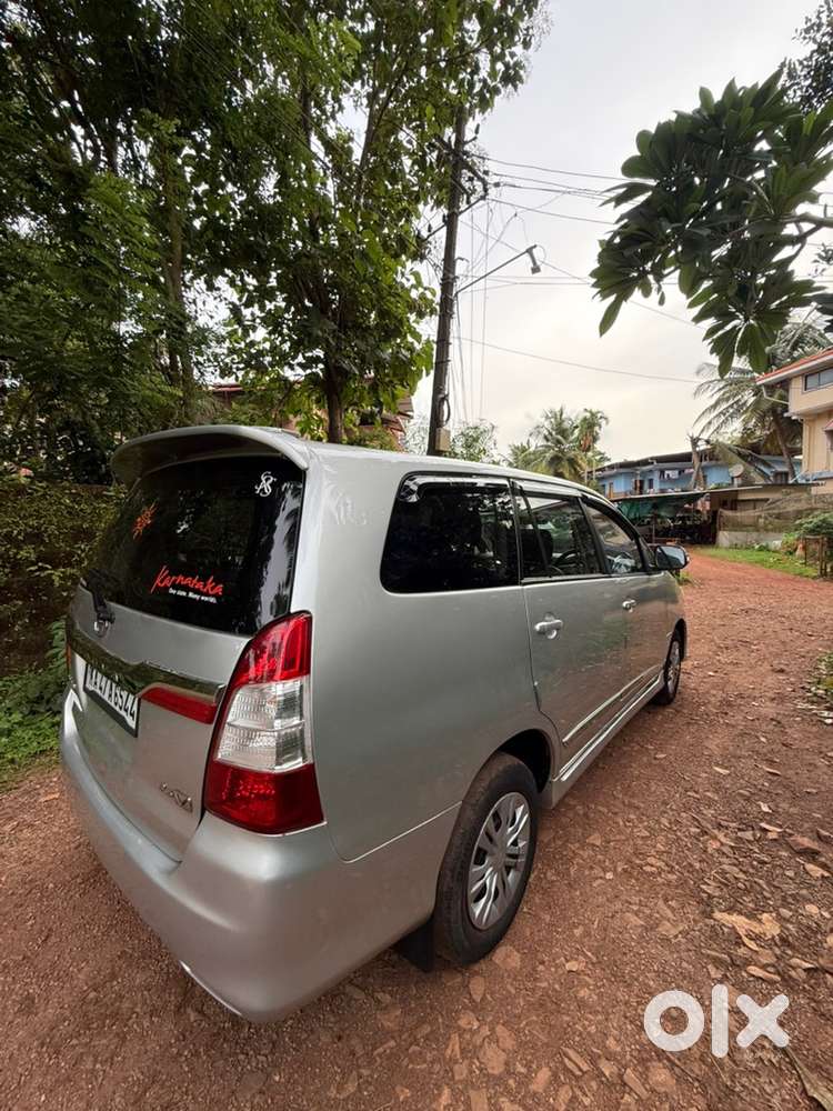 Toyota Innova Diesel 2011