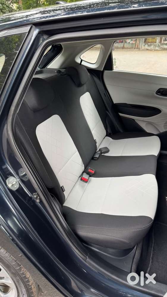Hyundai I20 Sportz 1.2 Ivt, 2023, Petrol