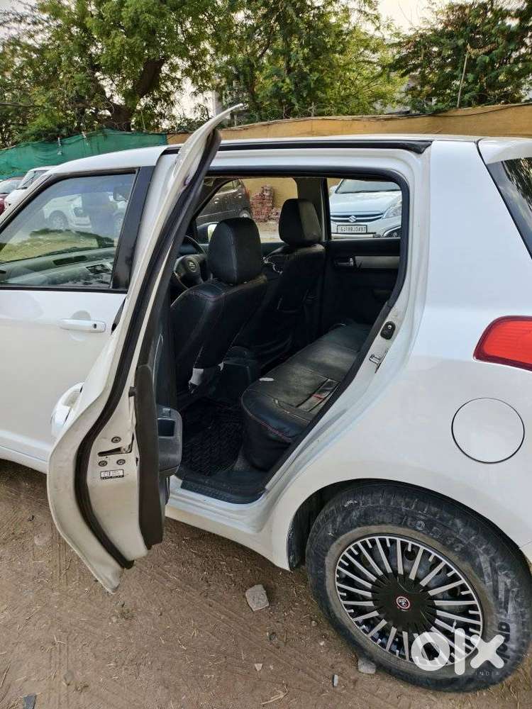 Maruti Suzuki Swift 2011-2014 Vxi, 2011