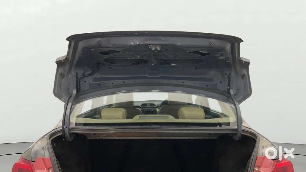 Maruti Suzuki Swift Dzire 1.2 Vxi Bsiv, 2019, Petrol