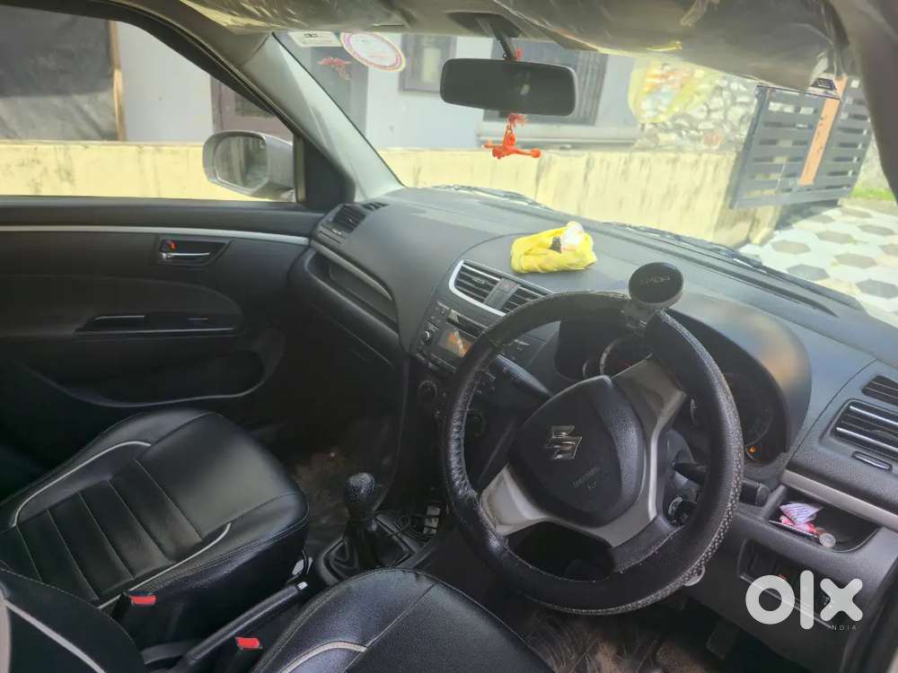Maruti Suzuki Swift 2017 Petrol 65000 Km Driven