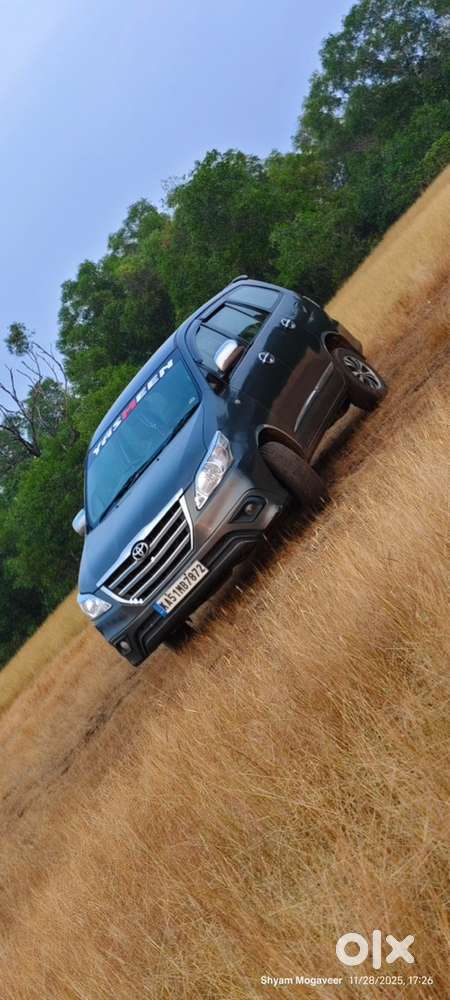 Toyota Innova Diesel 2011