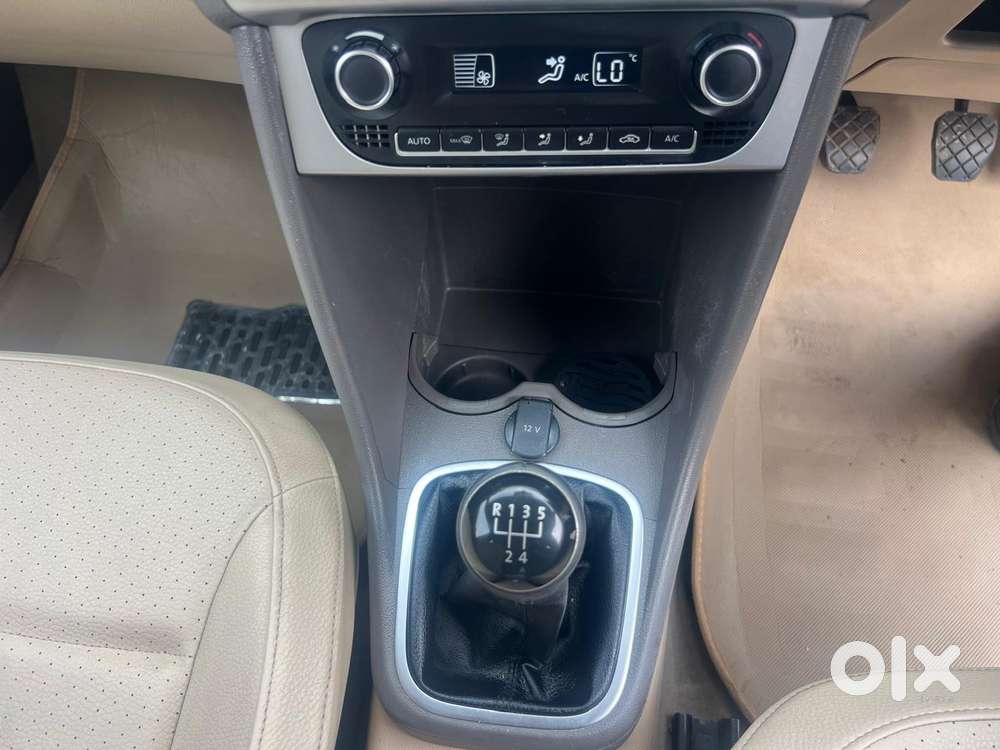Volkswagen Vento 1.6 Highline, 2018, Petrol