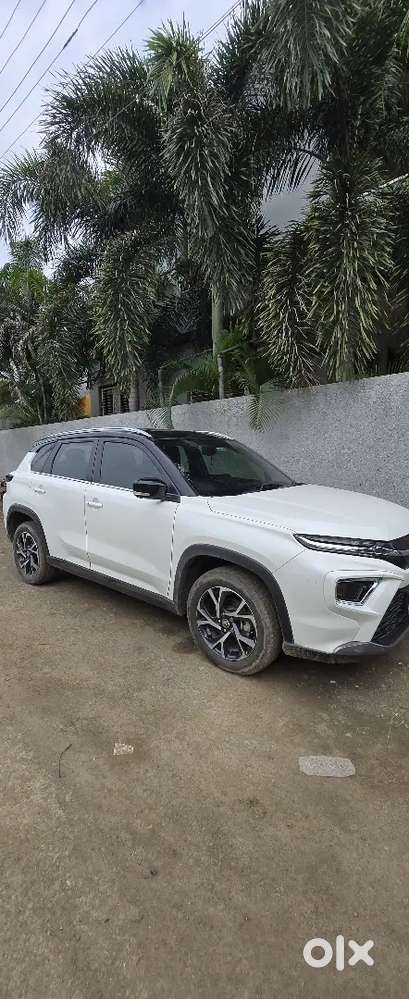 Toyota Urban Cruiser 1.5 Hybrid 2024