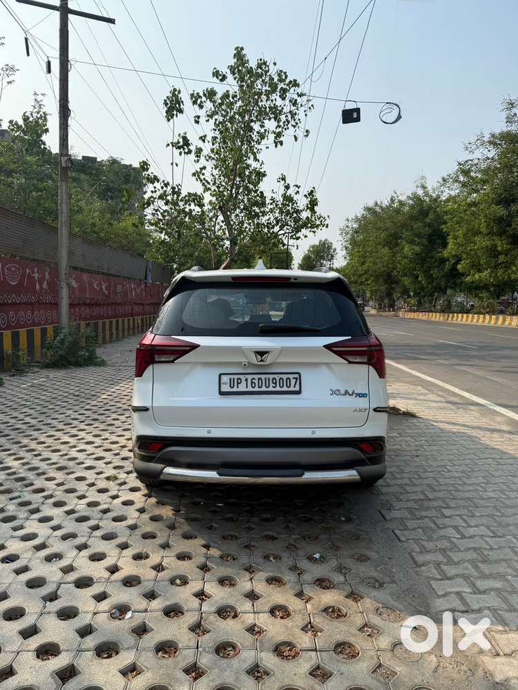 Company Lease Mahindra Xuv700 Ax7  2023 Model