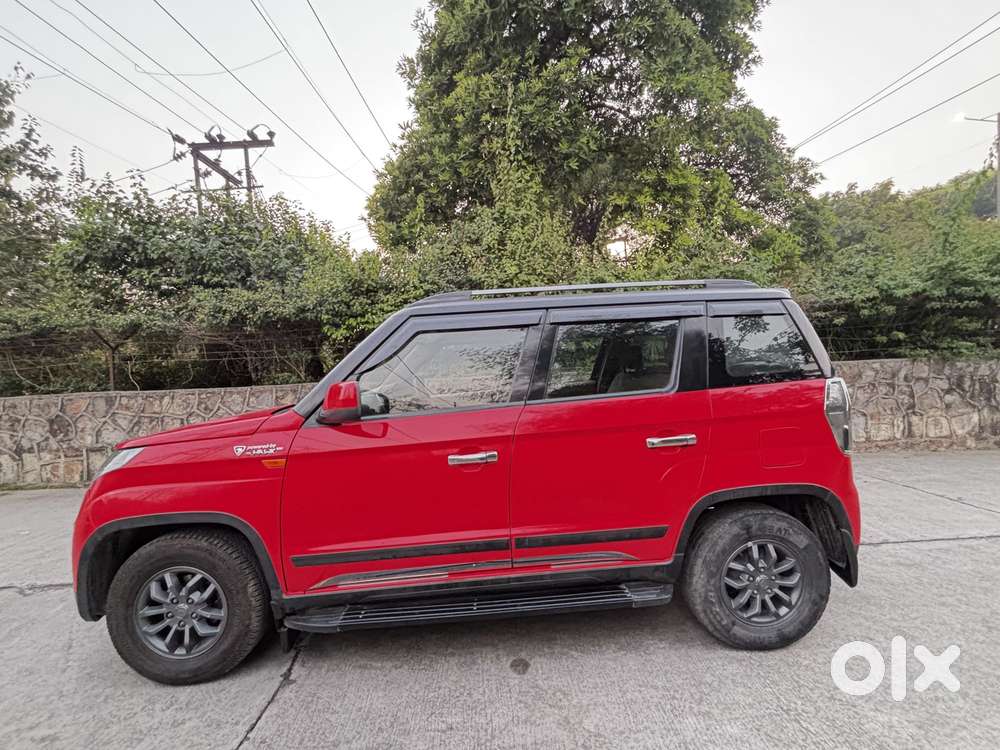 Mahindra Tuv 300 T10 Opt, 2019, Diesel