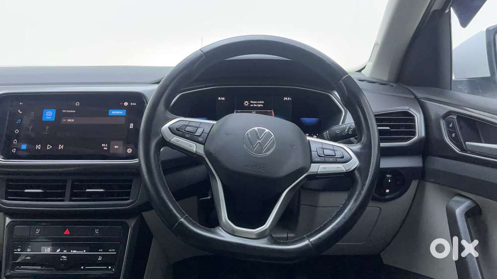 Volkswagen Taigun Topline 1.0 Tsi Mt (electric Seats), 2022, Petrol