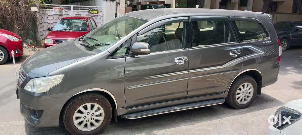 Toyota Innova 2.5 V 7 Str, 2013, Diesel