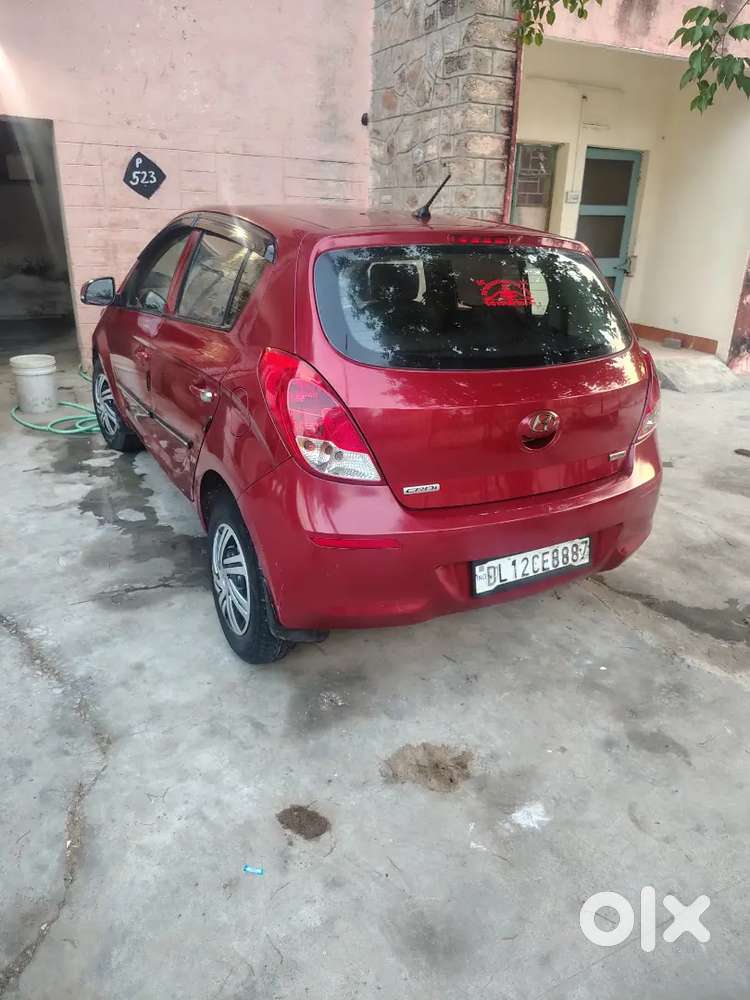 Hyundai I20 Active 2014 Diesel 71453 Km Driven, Govt Employee Car