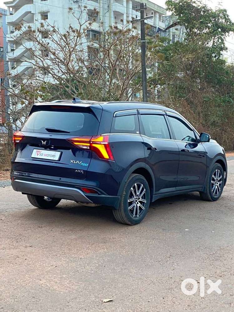 Mahindra Xuv700 Ax7l 6 Str At, 2025, Petrol