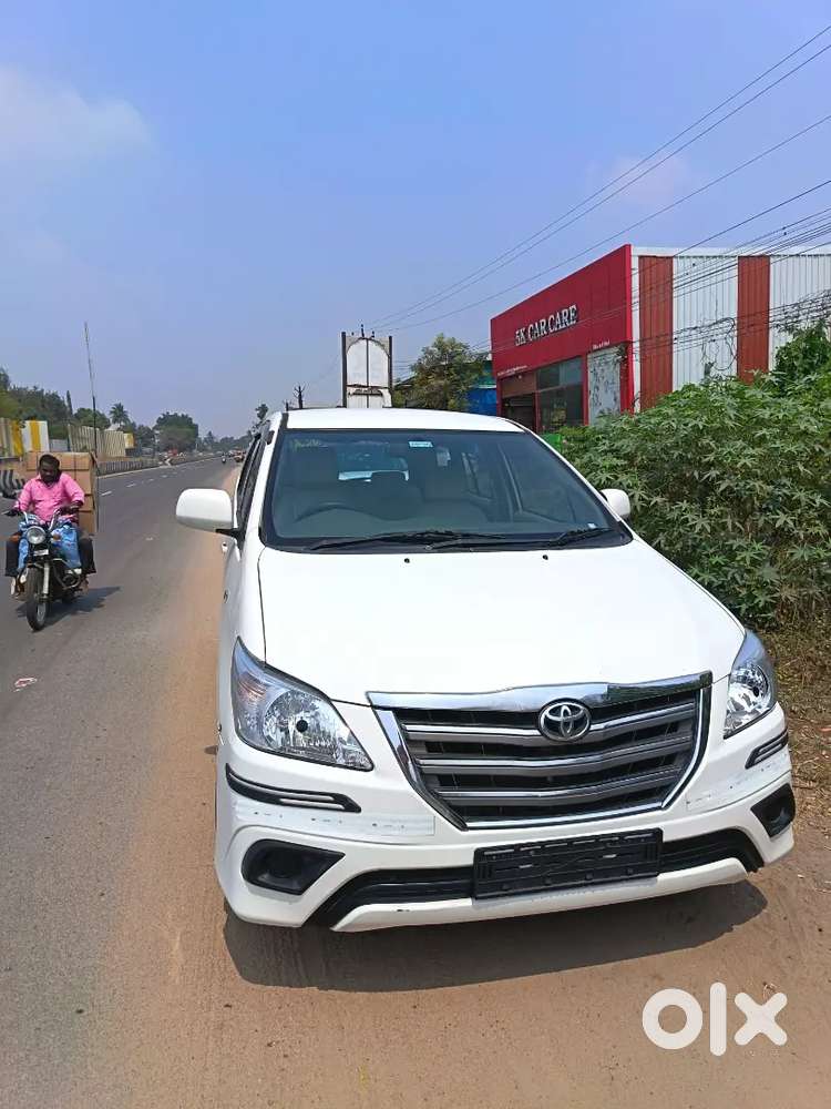 Toyota Innova, 2.5 G, Diesel , T ' Board Car