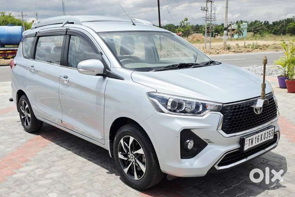 Toyota Rumion V Mt, 2023, Petrol