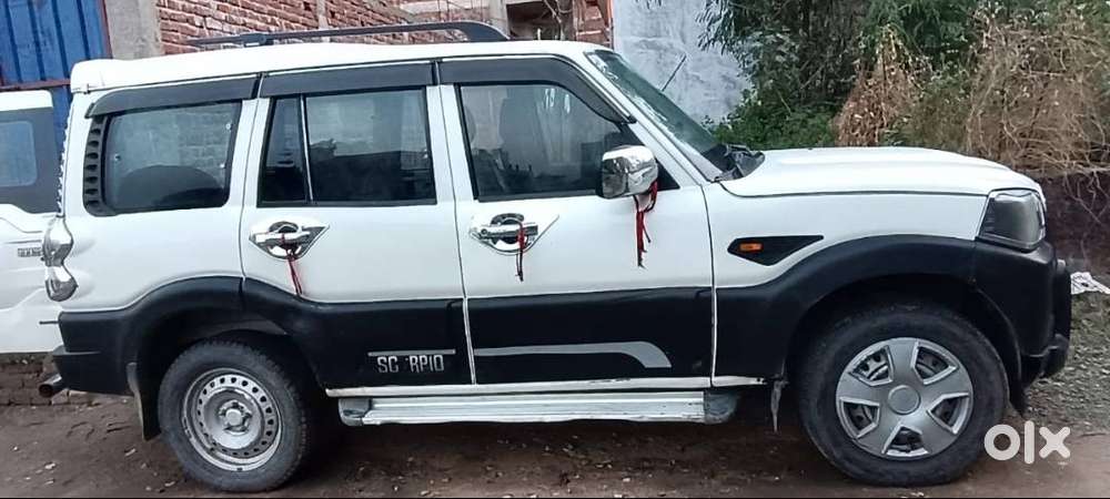 Mahindra Scorpio S4plus  4wd