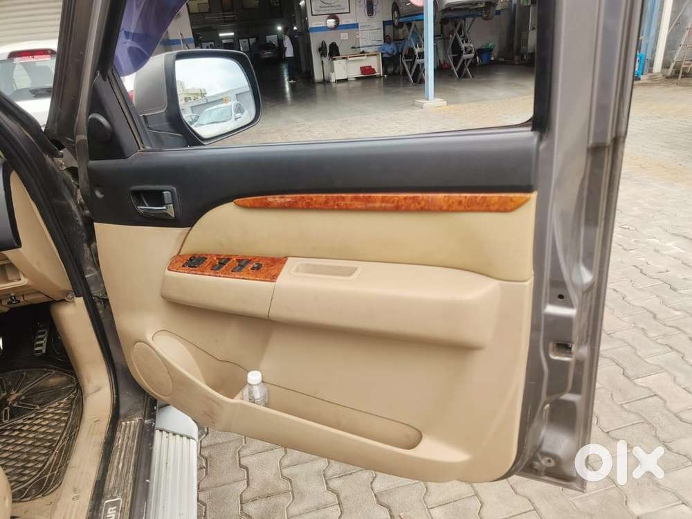 Ford Endeavour Diesel 2011