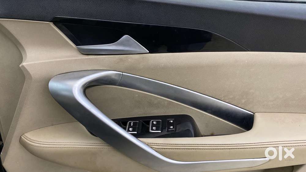 Mg Hector 1.5 Hybrid Sharp, 2021, Petrol