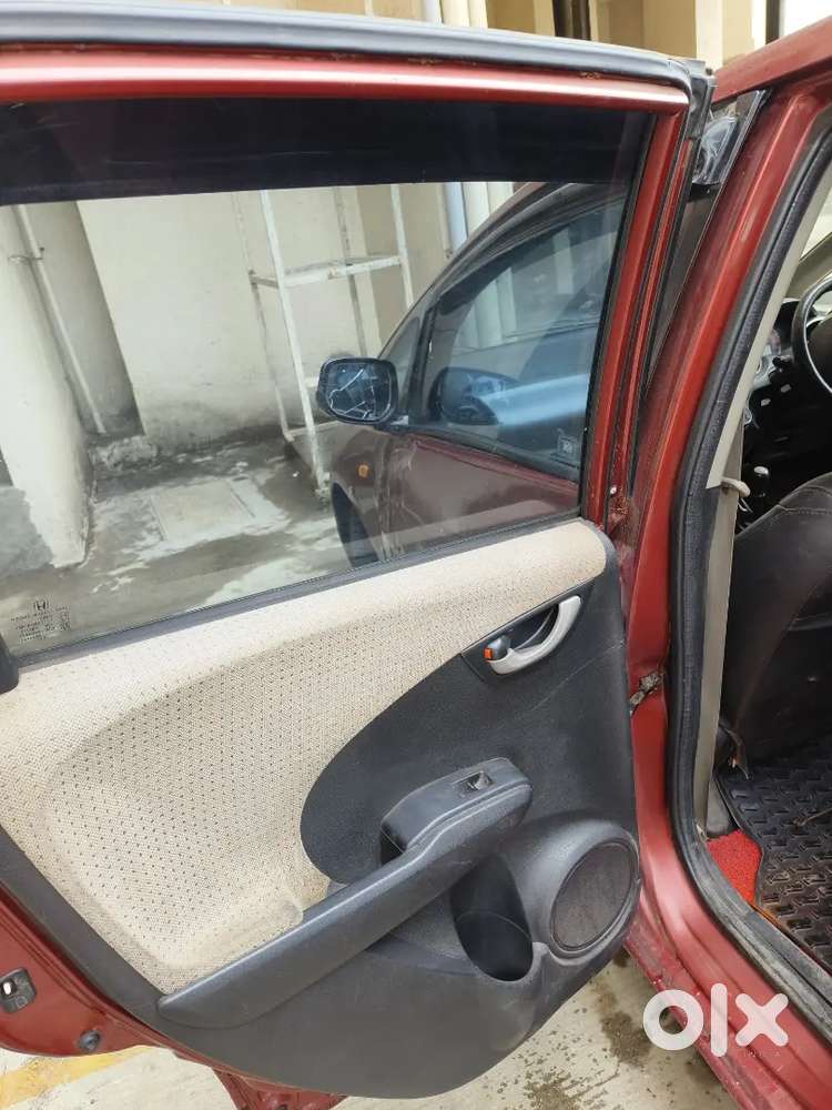 Honda Jazz 2010 Cng Passing Till 2030