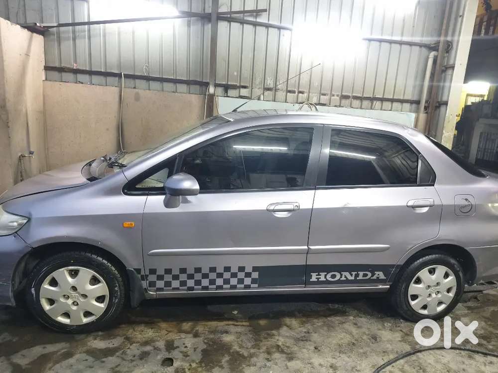 Honda City 2004 Petrol Well Maintained