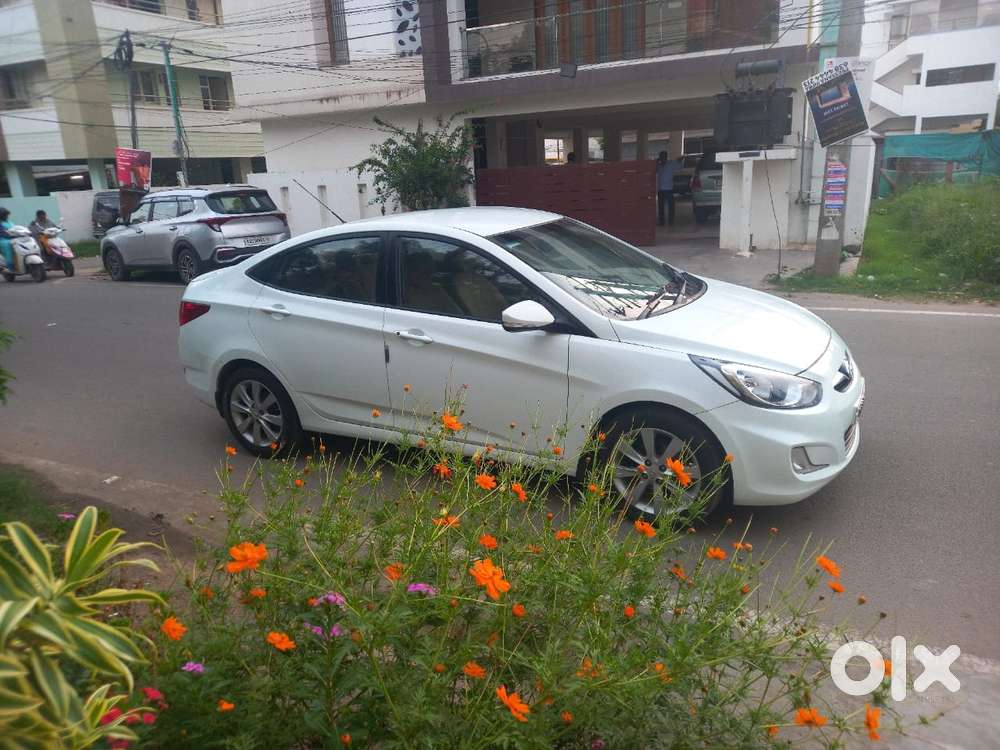 Hyundai Verna Crdi Vgt Sx 1.5, 2012, Diesel