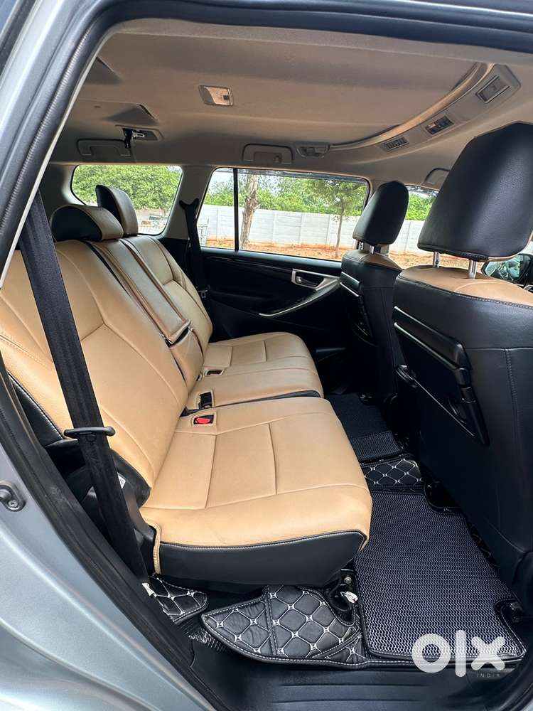 Toyota Innova Crysta 2024