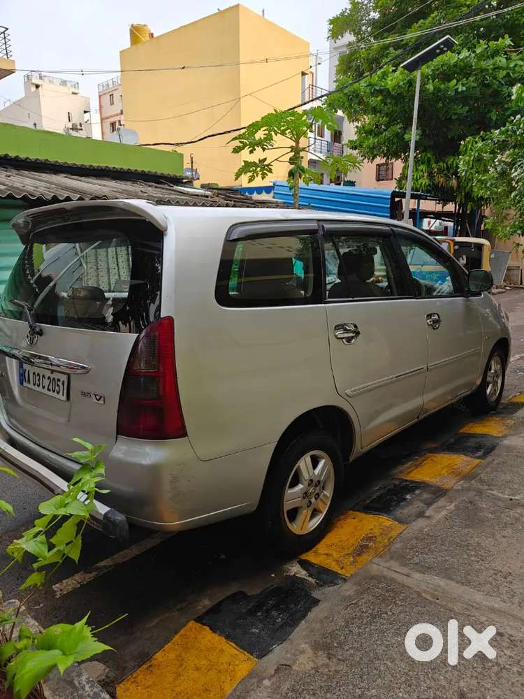 Toyota Innova 2006 Diesel Well Maintained