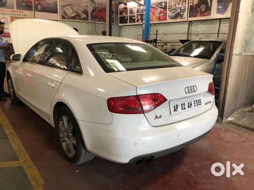 Audi A4 2011 Diesel 130000 Km Driven