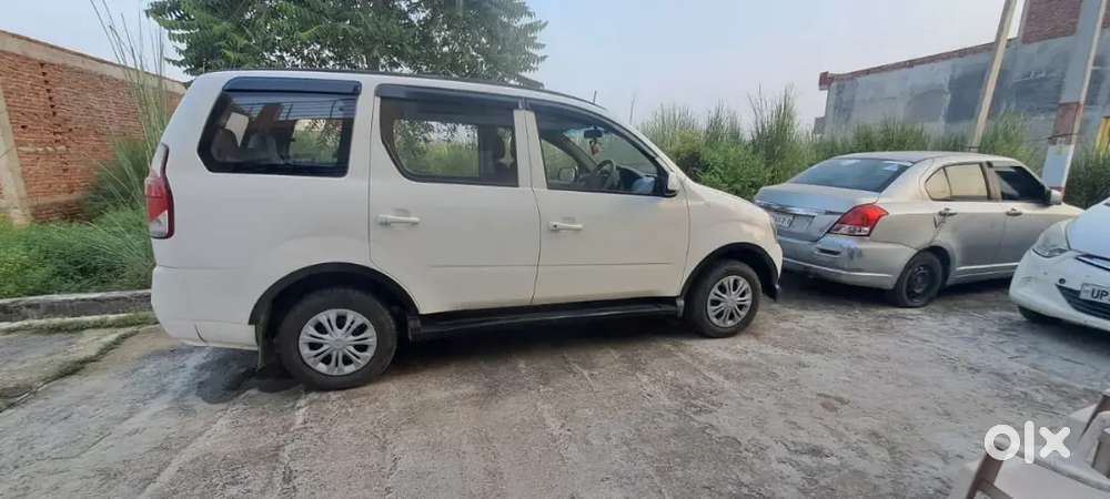 Mahindra Xylo 2013