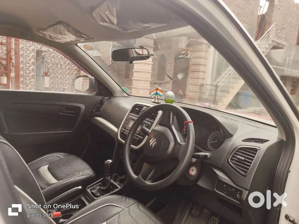 Maruti Suzuki Brezza 2018 Diesel 38000 Km Driven Bumper 2 Bumper Origi