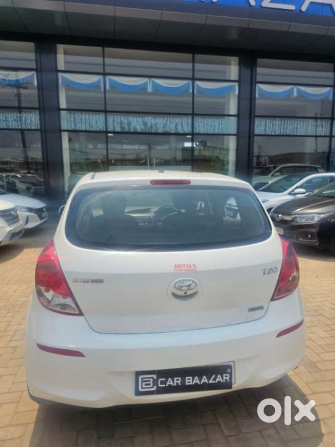 Hyundai I20 2015-2017 Sportz Option 1.4 Crdi, 2013, Petrol