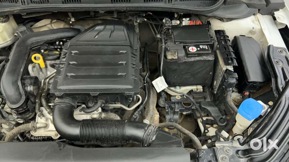 Skoda Slavia Ambition 1.0l Tsi Mt, 2023, Petrol