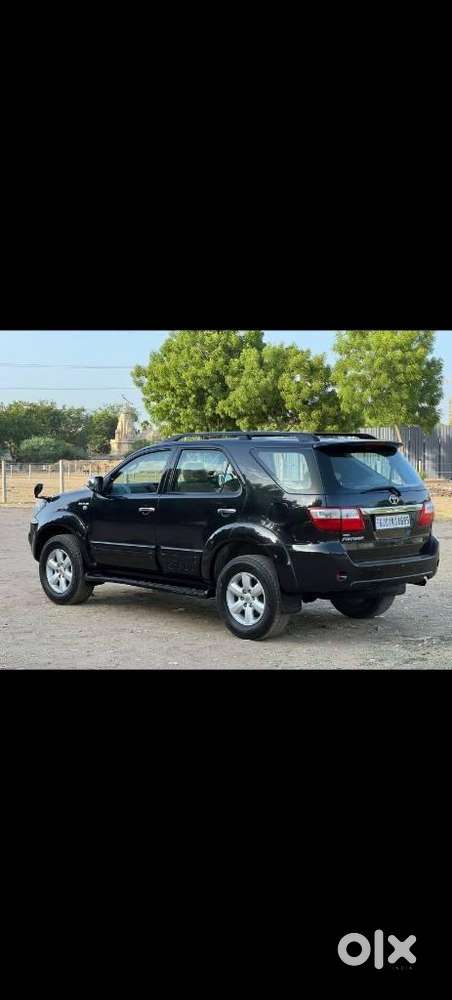 Toyota Fortuner 3.0 4x4 Manual, 2011, Diesel