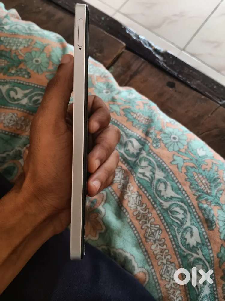 Realme C75 6 /128 gb