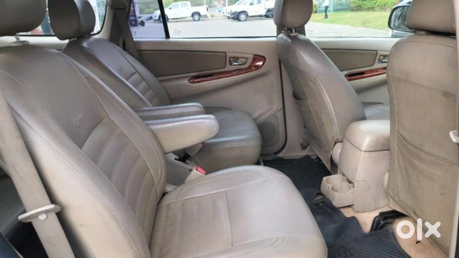 Toyota Innova 2.5 Vx 7 Str, 2007, Diesel