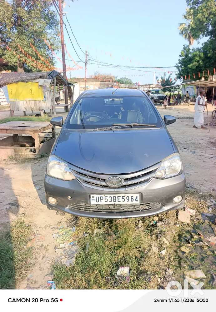 Toyota Etios Liva 2013