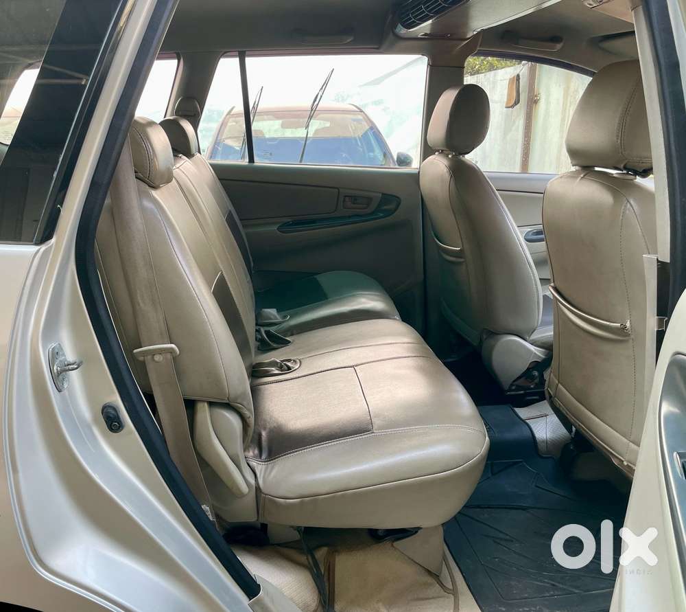 Toyota Innova 2012-2013 2.5 G (diesel) 8 Seater Bs Iv, 2012, Diesel