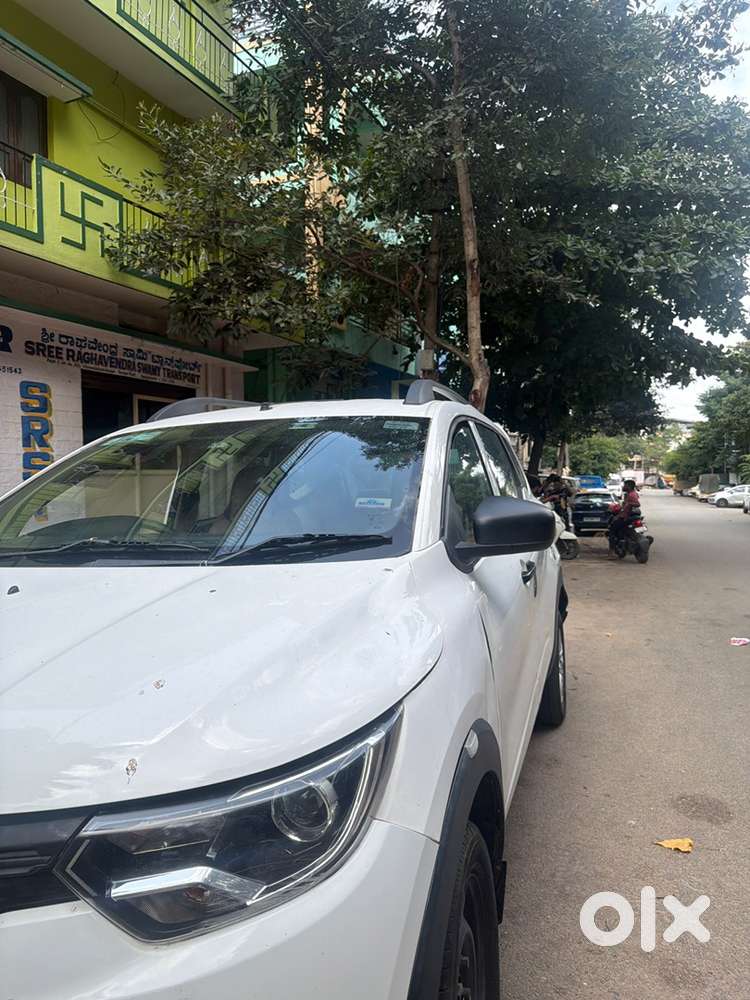 Renault Triber 2023 Petrol 130000 Km Driven