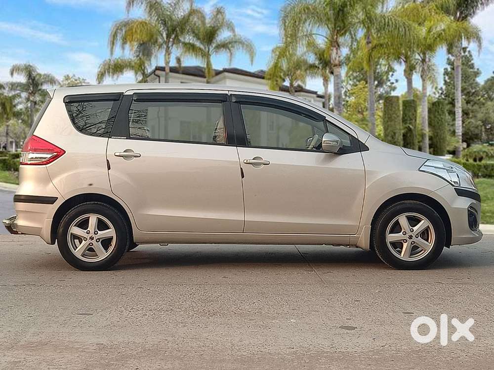 Maruti Suzuki Ertiga Vxi Abs Bs Iv, 2015, Petrol