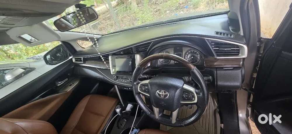 Toyota Innova Crysta 2016 Diesel 153000 Km Driven