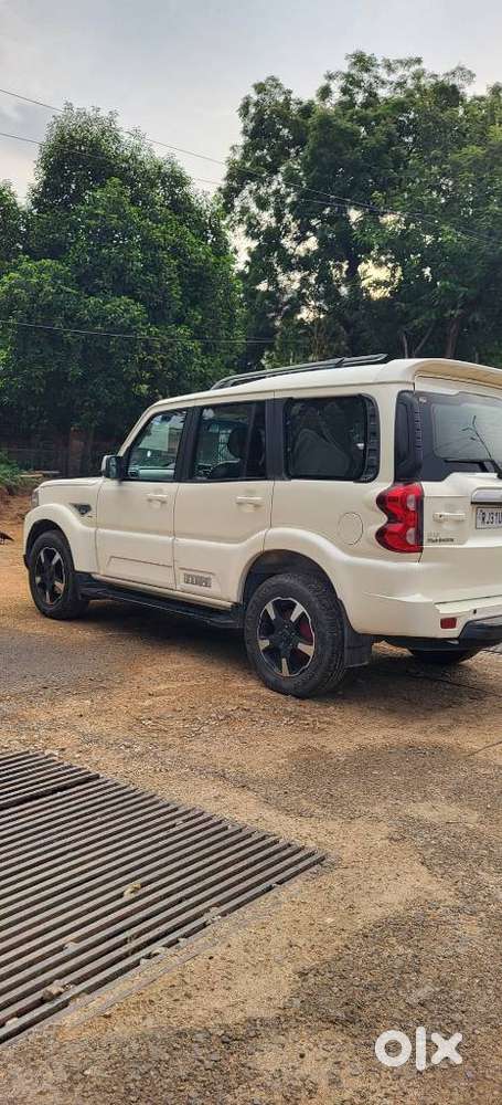 Mahindra Scorpio S9, 2019, Diesel