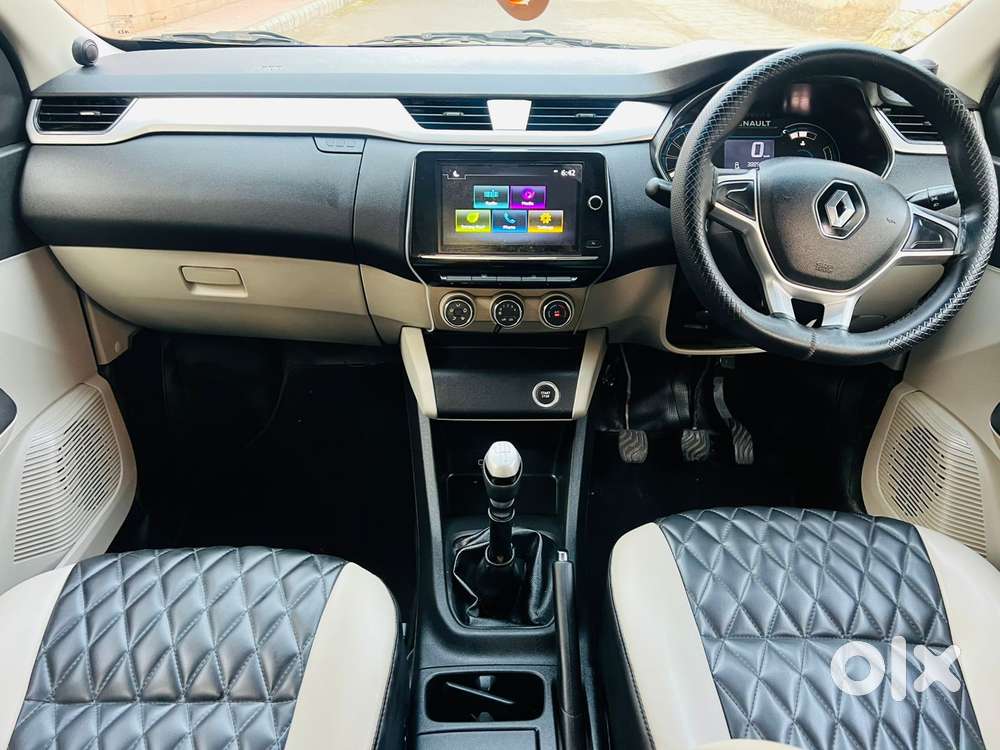 Renault Triber Rxz, 2020, Petrol