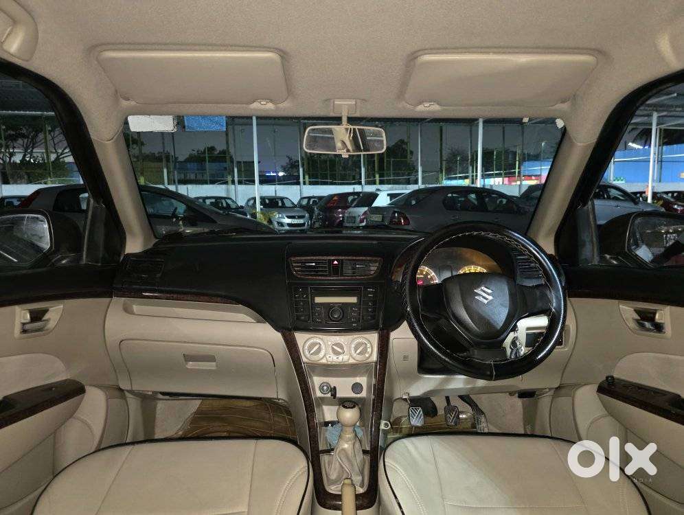 Maruti Suzuki Swift Dzire 1.2 Vxi Bsiv, 2013, Petrol