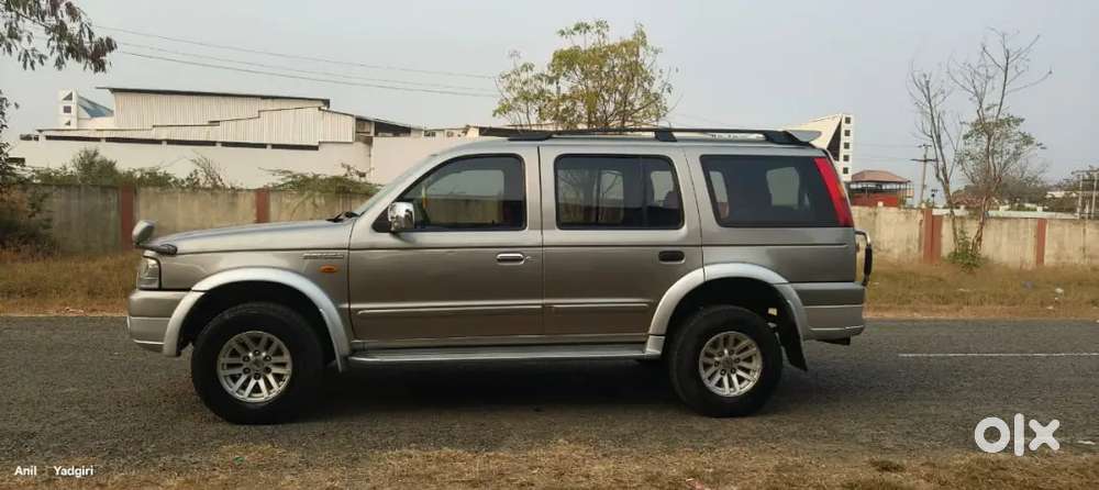 Ford Endeavour 2004