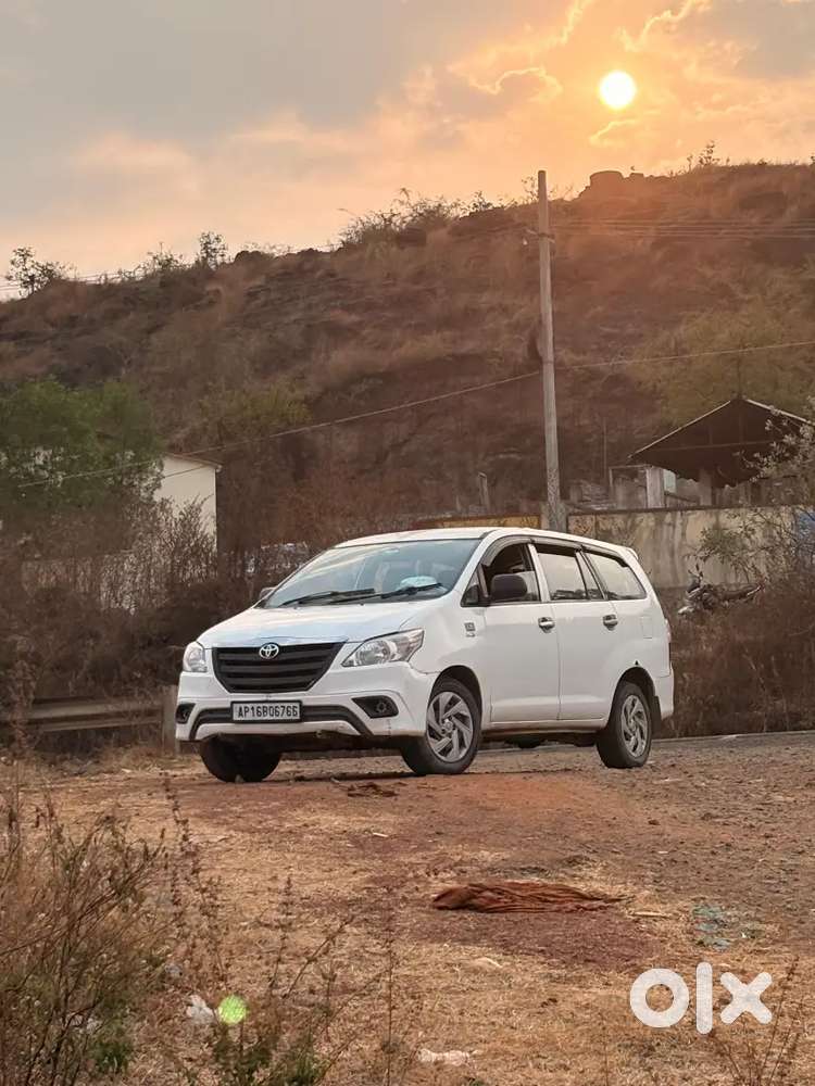 Toyota Innova 2009 Diesel 250000 Km Driven And Well Maintained