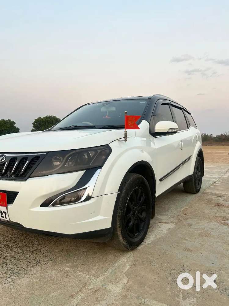 Mahindra Xuv500 2018 Diesel 142000 Km Driven