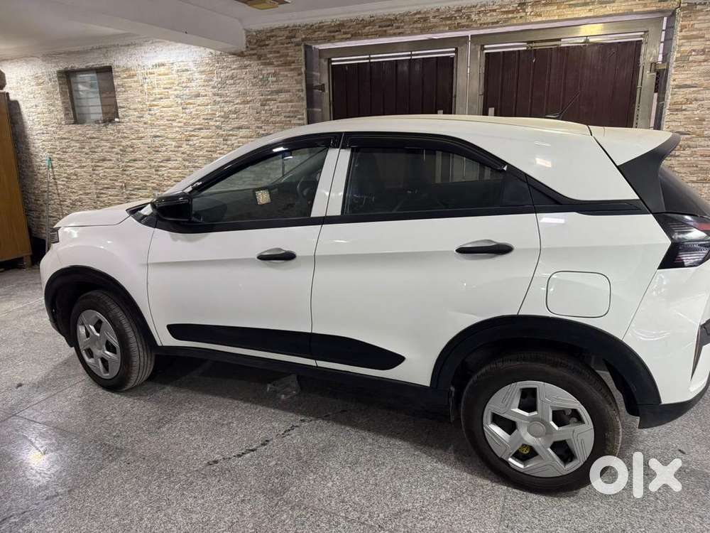 Tata Nexon 2025 Petrol 2800km Driven 3months Old Punjab Registration